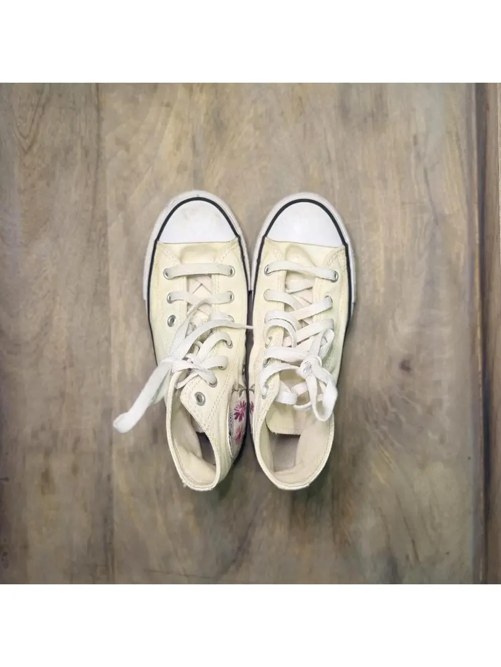 Converse Kid's Cream and White Trainer
